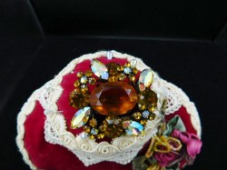 amber aurora brooch